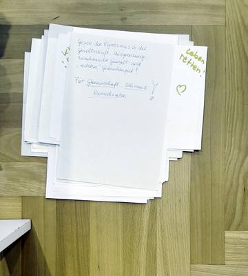 Zettel 037: Gegen den Egoismus in der Gesellschaft, Ausgrenzung, zunehmender Gewalt und „rechtem“ …