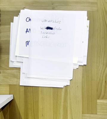Zettel 048: Umweltschutz Weltfrieden Freundschaft Liebe